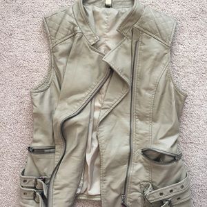 Bomber vest